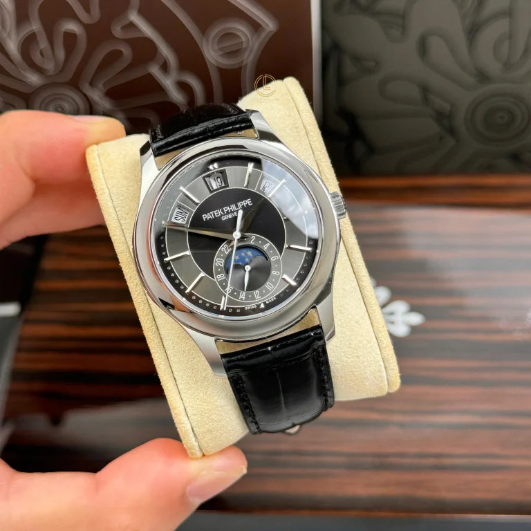 Patek Philippe  Complications 5205G-010 40mm