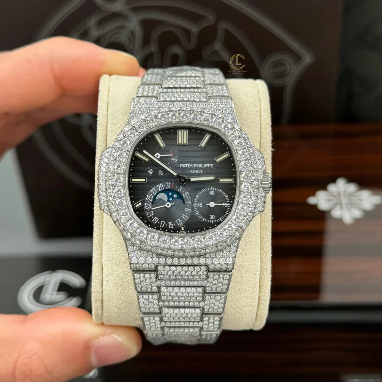 Patek Philippe Nautilus 5712/1A 40mm Blue Dial Full Moissanite Hongkong